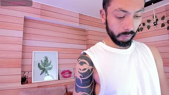 Tom cooper  online show from February 12, 1:06 pm