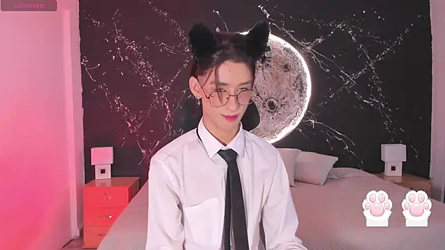 Snapshot of JasperCooper_ chatting on January 13, 1:39 pm JasperCooper  online show from January 13, 1:39 pm