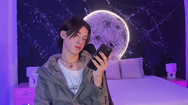 Snapshot of JasperCooper_ chatting on February 11, 1:20 pm JasperCooper  online show from February 11, 1:20 pm