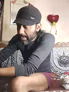 BadBoySmoker7070 online show from December 21, 2:36 pm