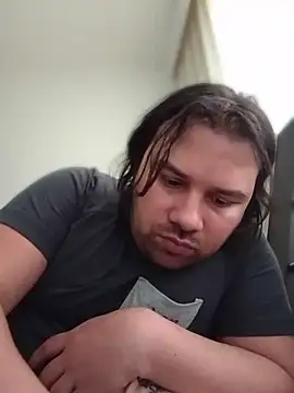 raducelfrumos99 online show from April 27, 10:01 am