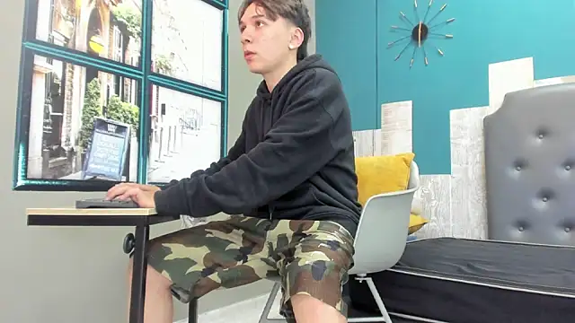 Rhaegal hot online show from December 19, 5:08 pm