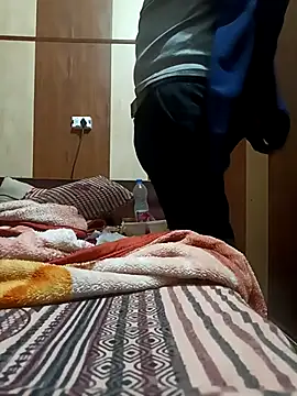 lovesuna online show from November 10, 9:25 am