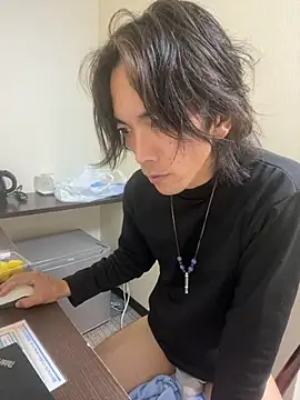 Katakuriko-Denpun online show from November 26, 12:30 pm