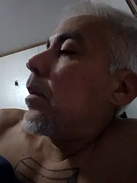 Xoc8  online show from November 2, 5:55 am