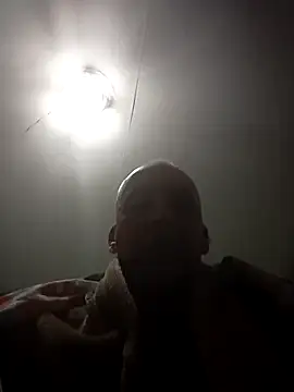 Xoc8  online show from November 19, 3:23 pm