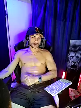 sexyboycolombi4 online show from March 4, 5:21 am