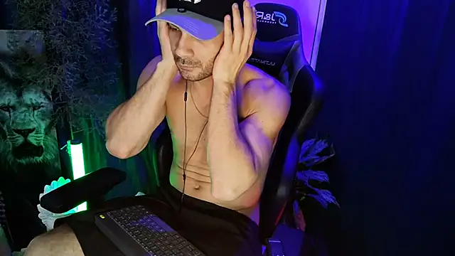 sexyboycolombi4 online show from March 14, 3:15 am