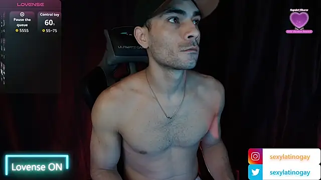 sexyboycolombi4 online show from January 13, 12:37 am