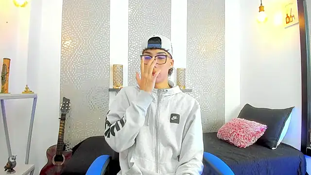 Nikolay Gregori online show from March 16, 5:03 am