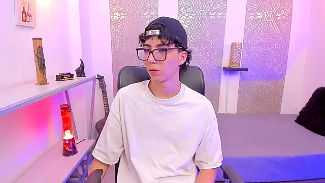 Nikolay Gregori online show from October 11, 5:33 am