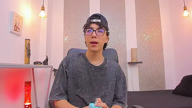 Nikolay Gregori online show from October 10, 5:23 am