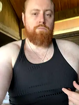 Snapshot of Hairy_Guy30 chatting on October 30, 4:58 am Hairy Guy30 online show from October 30, 4:58 am