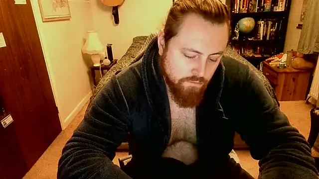 Snapshot of Hairy_Guy30 chatting on January 15, 4:54 pm Hairy Guy30 online show from January 15, 4:54 pm