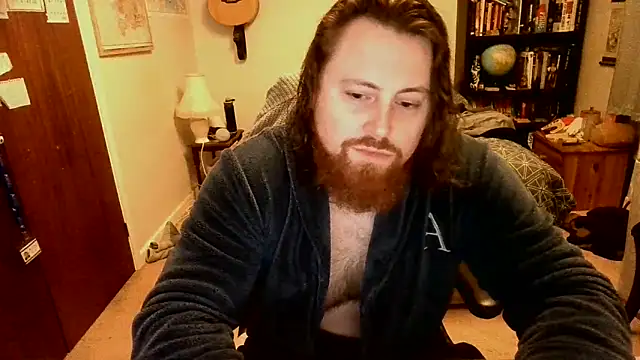 Snapshot of Hairy_Guy30 chatting on February 13, 1:19 am Hairy Guy30 online show from February 13, 1:19 am