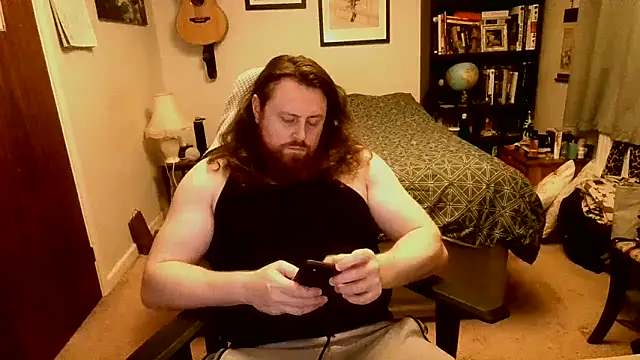 Hairy Guy30 online show from April 29, 11:55 pm