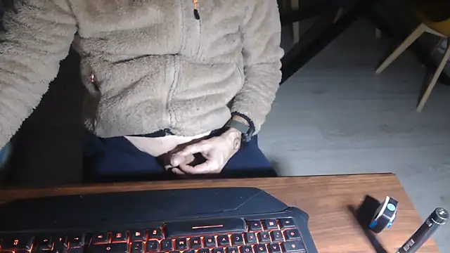 Adri gard online show from February 17, 9:25 pm