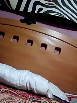 Snapshot of pineda1689 chatting on January 5, 5:20 pm pineda1689 online show from January 5, 5:20 pm