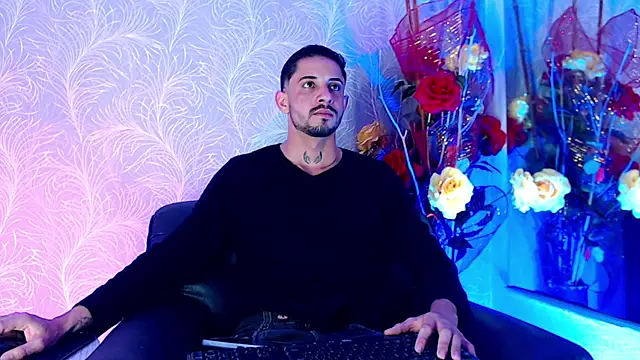 Erick Wall online show from January 18, 3:19 am