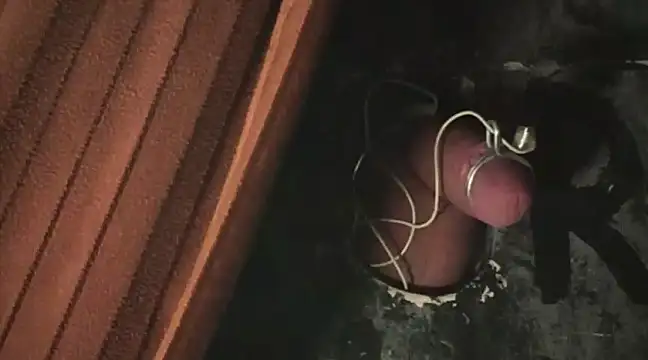 Snapshot of TweakyDude chatting on March 18, 5:24 am TweakyDude online show from March 18, 5:24 am