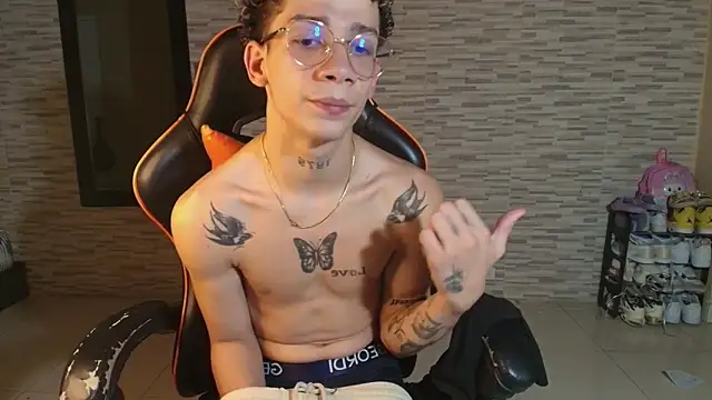 mateodeamjo online show from October 11, 9:02 am