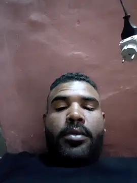 ListedLoin online show from April 18, 11:59 pm