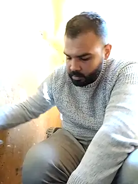 ListedLoin online show from January 3, 8:00 am