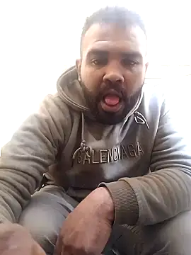 ListedLoin online show from December 6, 8:26 am