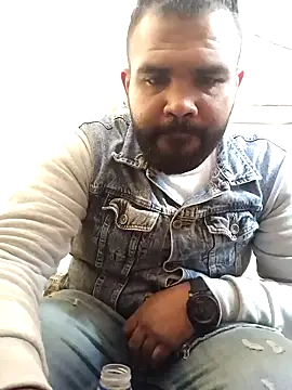 ListedLoin online show from December 21, 8:18 am