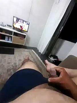 Snapshot of Retfield18 chatting on December 18, 10:46 pm Retfield18 online show from December 18, 10:46 pm