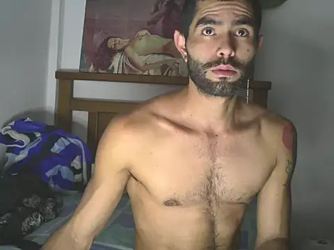 Snapshot of hideonbush051 chatting on October 20, 2:59 am hideonbush051 online show from October 20, 2:59 am