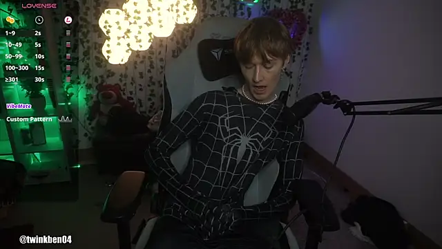 twinkben online show from September 11, 7:35 pm