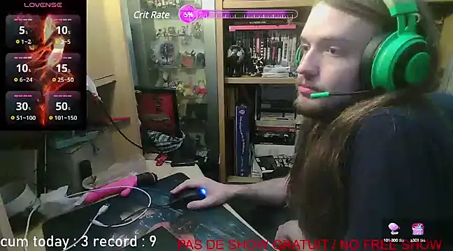 nicolasdumand21 online show from December 13, 7:53 pm