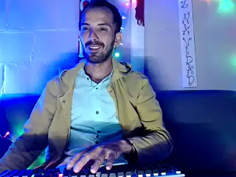 Tomas Tylor online show from December 24, 2:54 am