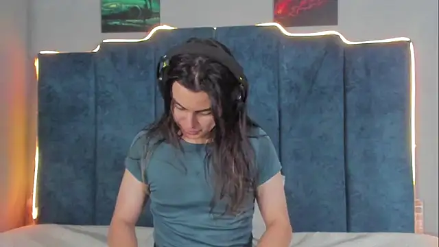 sky link  online show from October 24, 8:43 pm