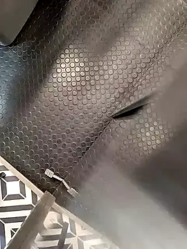 A man in public online show from January 10, 4:22 pm