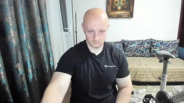 xxxWildxThoughtsxxx online show from June 22, 1:11 am