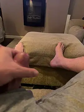 Feettlover69 online show from June 22, 8:24 pm