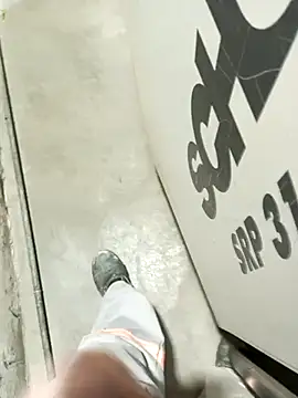 Din0071 online show from March 19, 11:47 pm