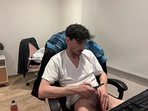 nicolaaaaas online show from September 15, 11:28 pm