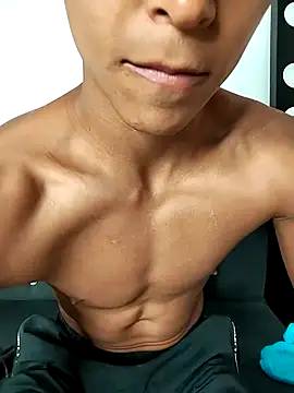 Demiansteven2 online show from April 12, 1:45 pm