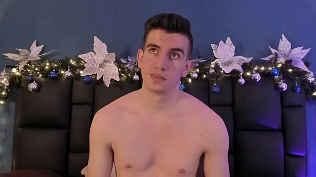 MikaelSlow online show from December 5, 4:41 am