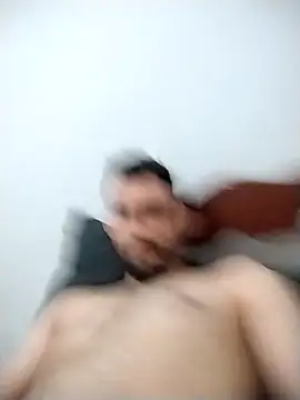 Snapshot of Richard9263 chatting on October 25, 5:20 am Richard9263 online show from October 25, 5:20 am