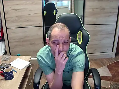 adyyo3 online show from March 29, 10:15 am