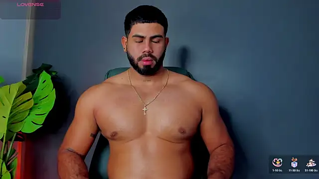 noah crux online show from May 31, 3:00 pm