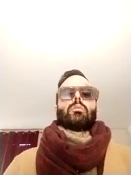 Snapshot of mistermaseratidick chatting on December 4, 1:09 pm mistermaseratidick online show from December 4, 1:09 pm