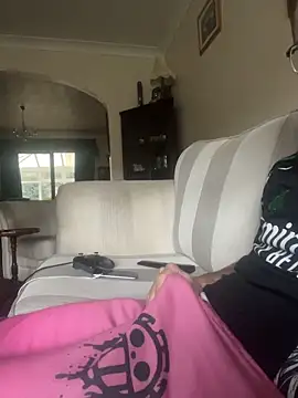 EE123458 online show from November 7, 2:53 pm