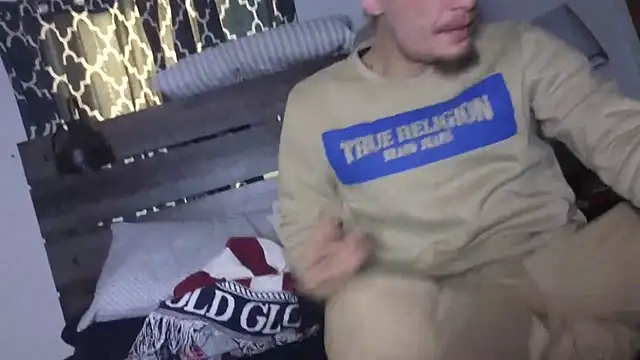 SpAzZ1234 online show from February 1, 10:19 pm