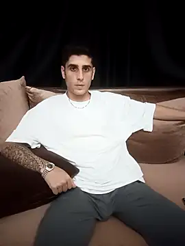 arenn1997 online show from October 3, 10:15 pm