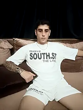 arenn1997 online show from September 17, 10:55 pm